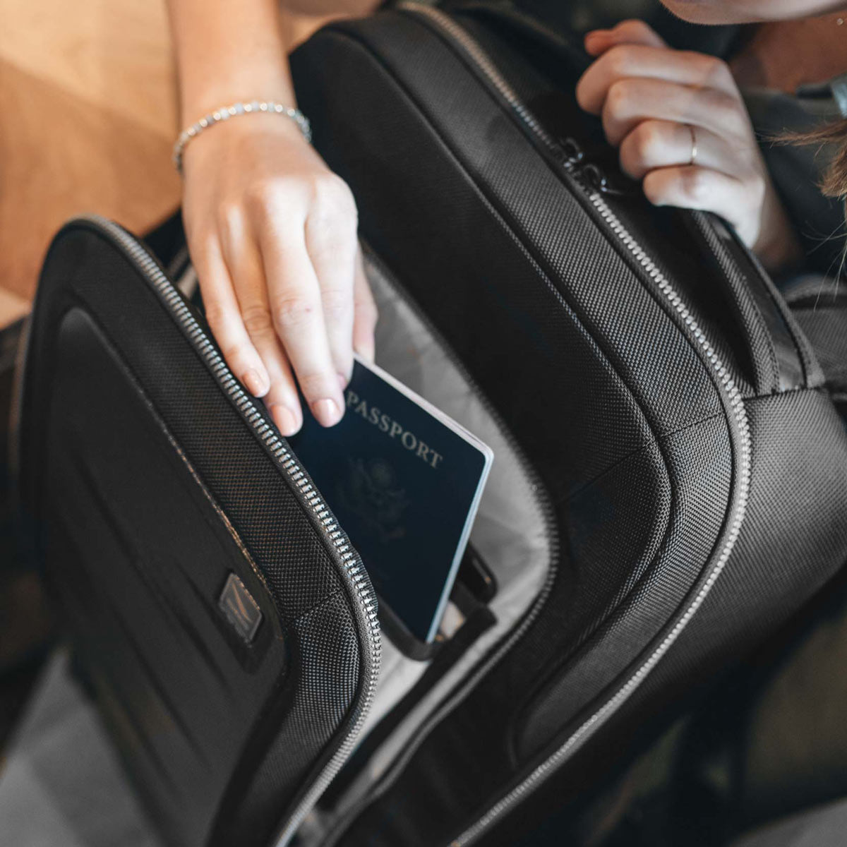 Venture Full Size Laptop Backpack - Duravo